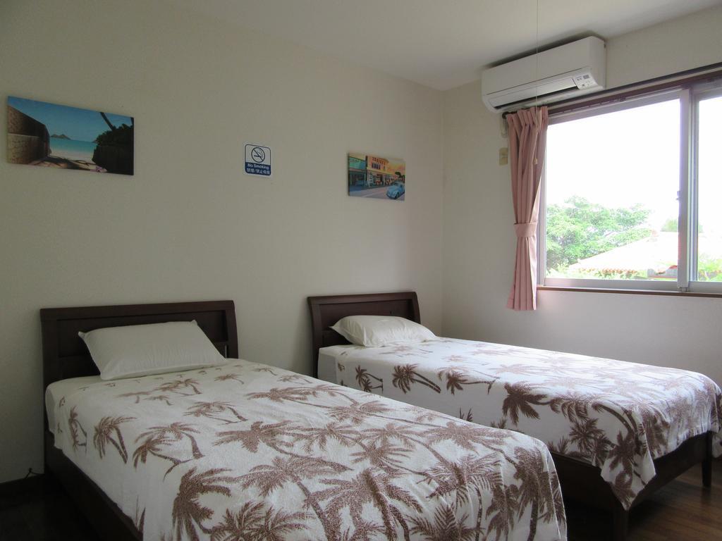 Guest House Diamond Yomitan Exterior photo