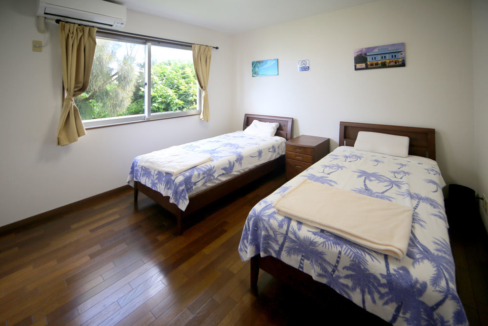 Guest House Diamond Yomitan Exterior photo